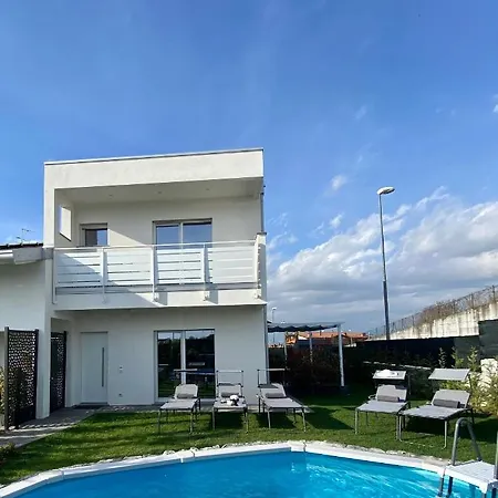 Carlotta Villa Salionze